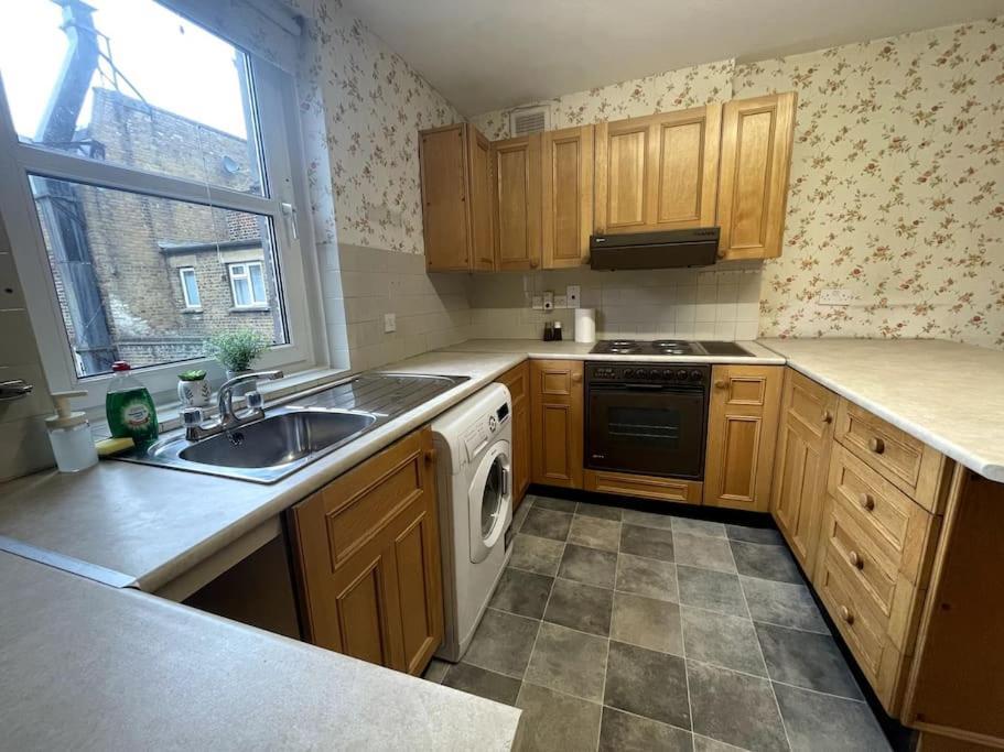 Apartamento Old School Grandma London Experience ! Exterior foto